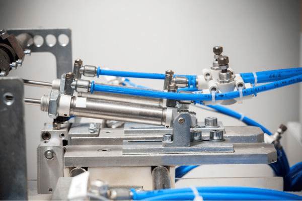 Air cylinder with proper useage